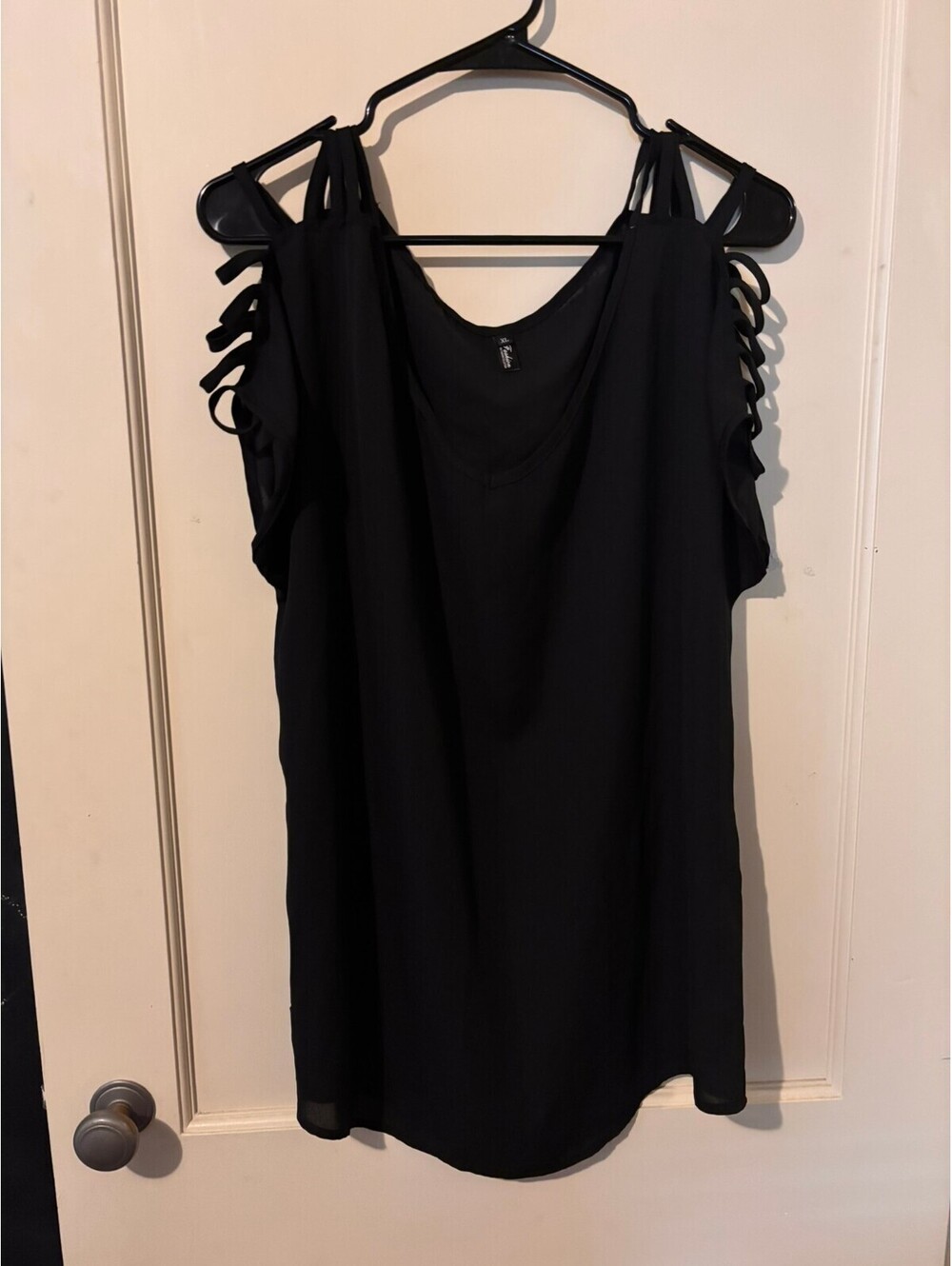 Black Cold Shoulder Ladder Sleeve Tunic Top XL